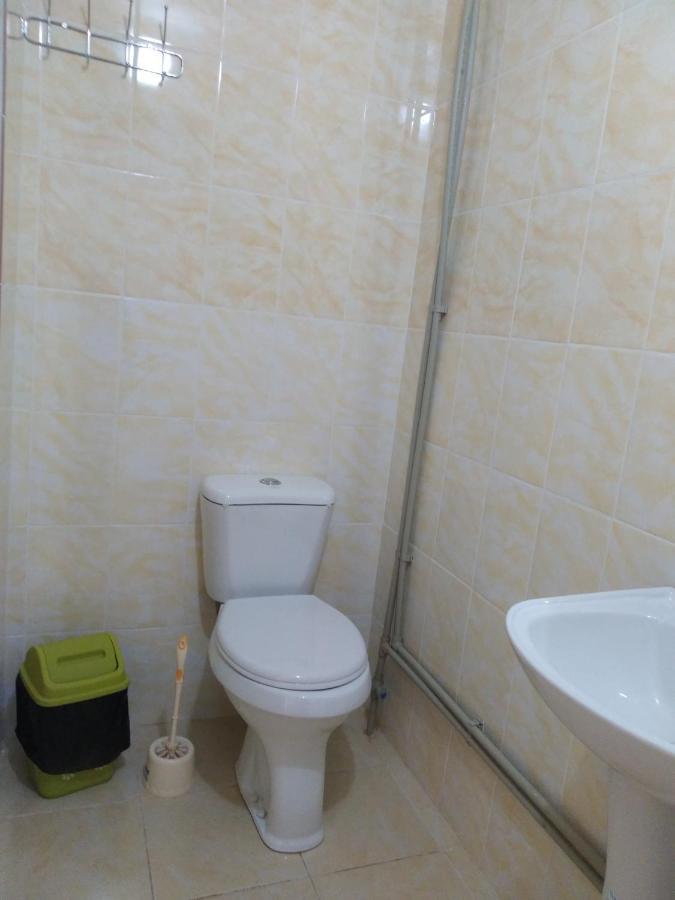 Guest House Arbat Чолпон-Ата Екстериор снимка