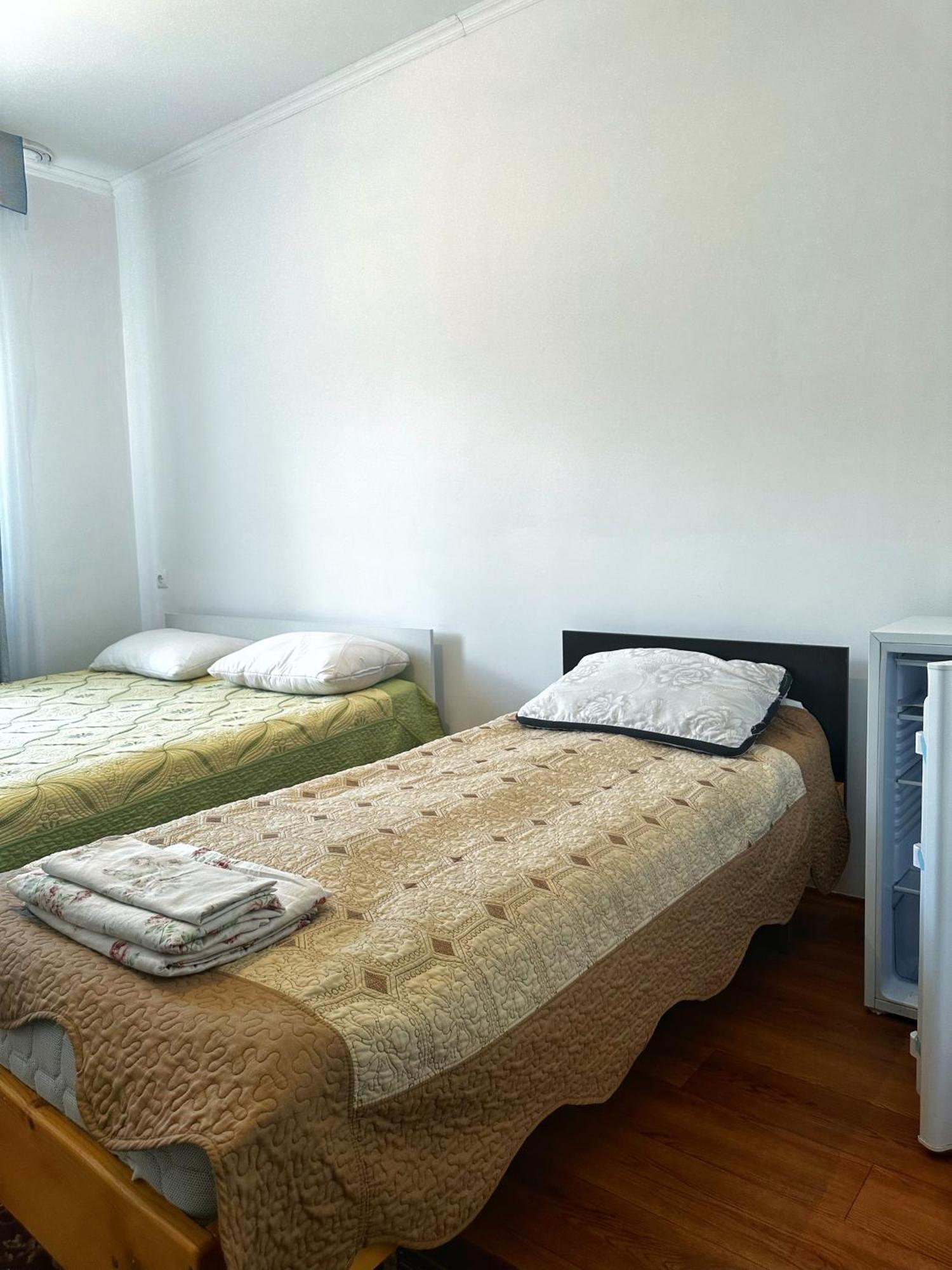 Guest House Arbat Чолпон-Ата Екстериор снимка